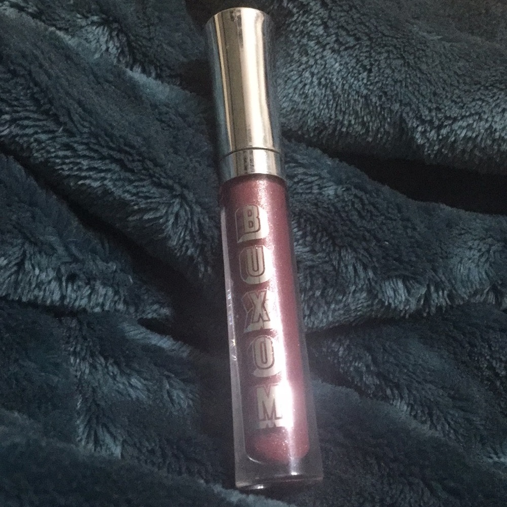 Buxom Gloss in Clair